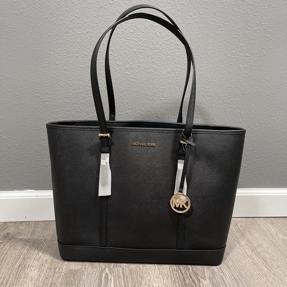 Michael Kors shoulder tote